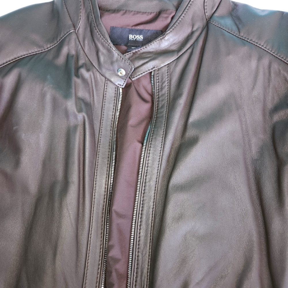 XL (44) Hugo Boss Brown genuine leather jacket